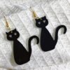 Black Kitty with Heart Eyes Dangle Earring